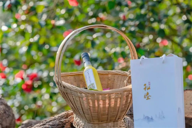 云南旅游,云南旅行社,云南團建公司,云南策劃公司,云南會議執(zhí)行,騰沖旅行,騰沖旅行社,騰沖團建公司,騰沖策劃公司,騰沖會議執(zhí)行：騰沖--這份伴手禮攻略請收好！